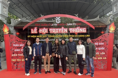 Hadic đi lễ cầu bình an Xuân Ất Tỵ 2025